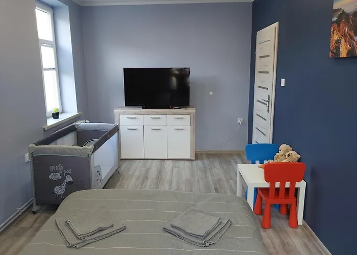 Na Franciszkanskiej * שצ'קלארסקה פוראובה